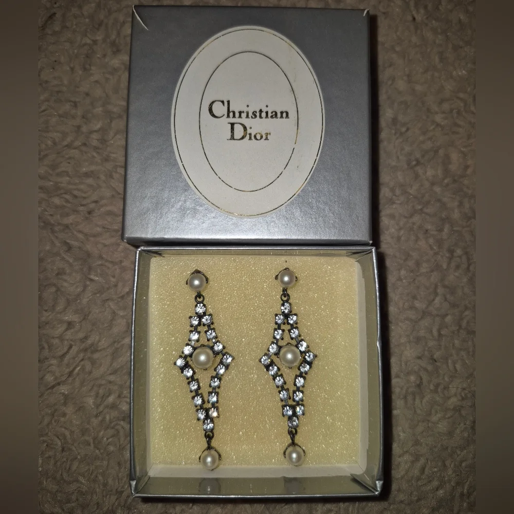 Dior Vintage Crystal & Pearl Earrings EUC - Picture 3 of 9